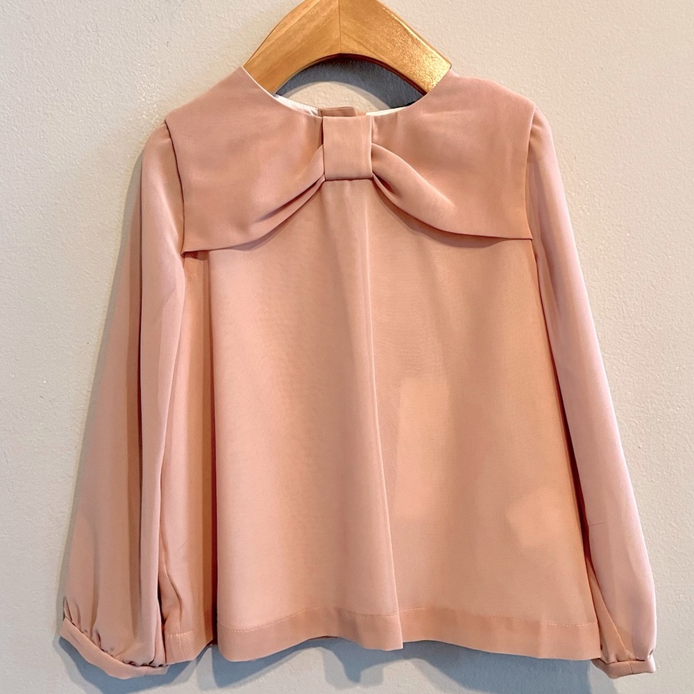 NWT Girls Hucklebones of London Blush silky top with bow top. Size 4.